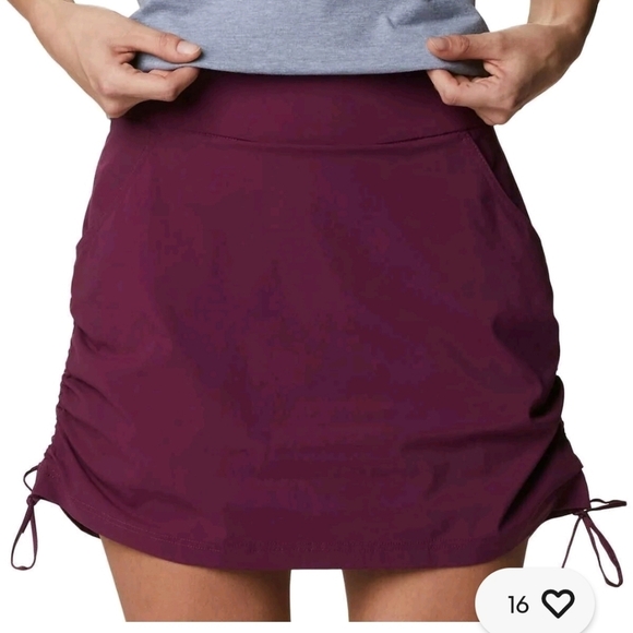Columbia Skort Women's Small Burgandy Plum Active Skirt With Shorts - Picture 13 of 13